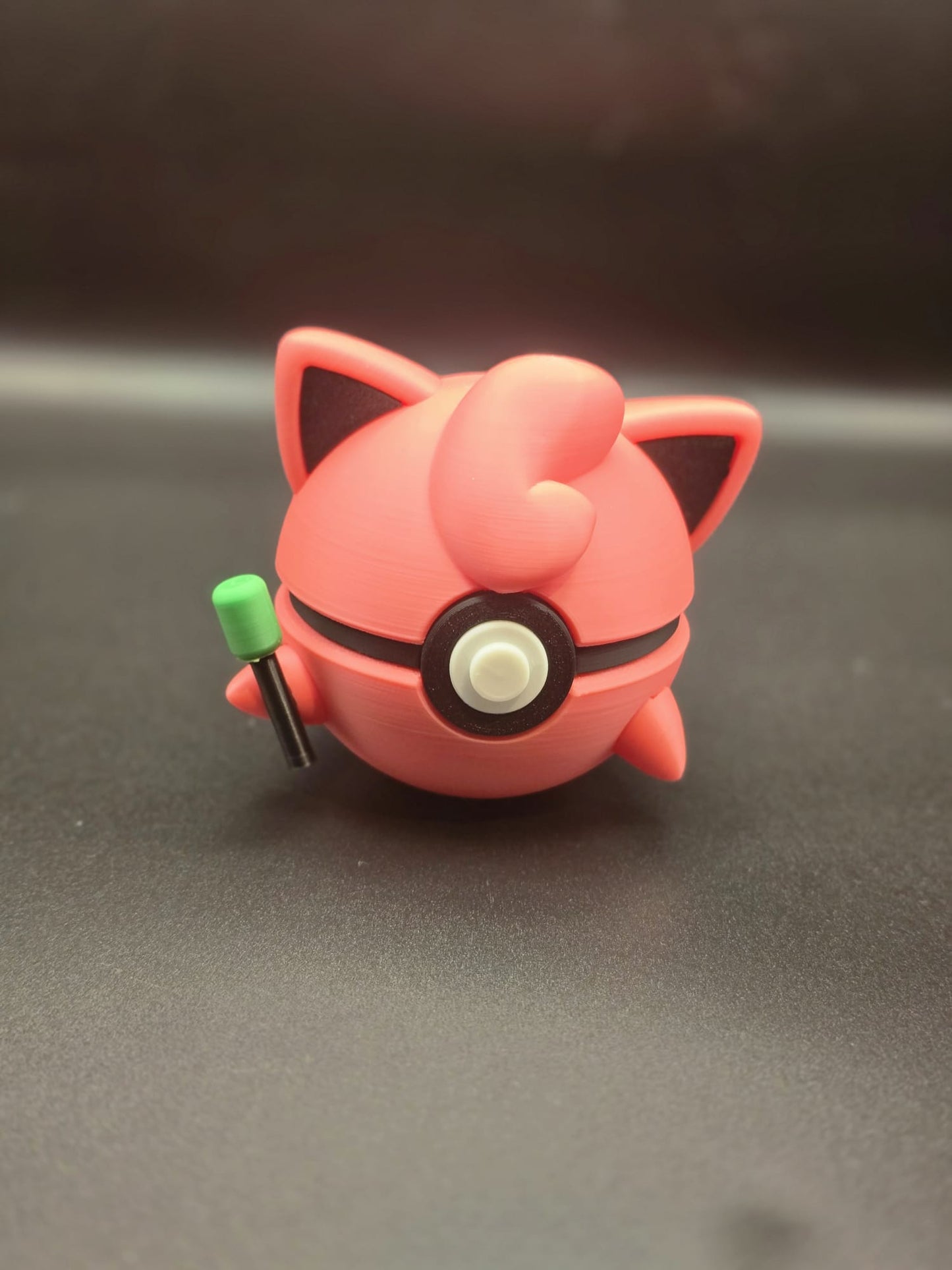 Jigglypuff pokeball